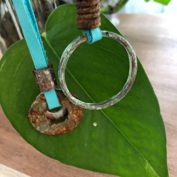 Handmade Leather wrap bracelet - Picture 4 of 6